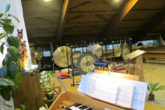 Trio les Chants du Gong Orchestra Concert gongs et orgues - Piquey - Cap Ferret 12 02 2017 038